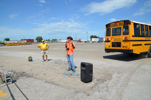 <p>589 Dave Hallman reviewing the crash sequence</p>