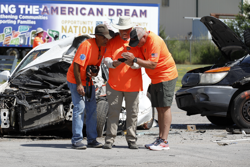 <p>614 Crash Team Reviewing the Video</p>